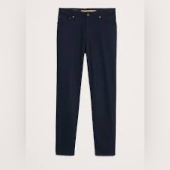 Banana Republic Other - BANANA REPUBLIC Men's 30x32 Blue Athletic Tapered Fit Traveler Jeans